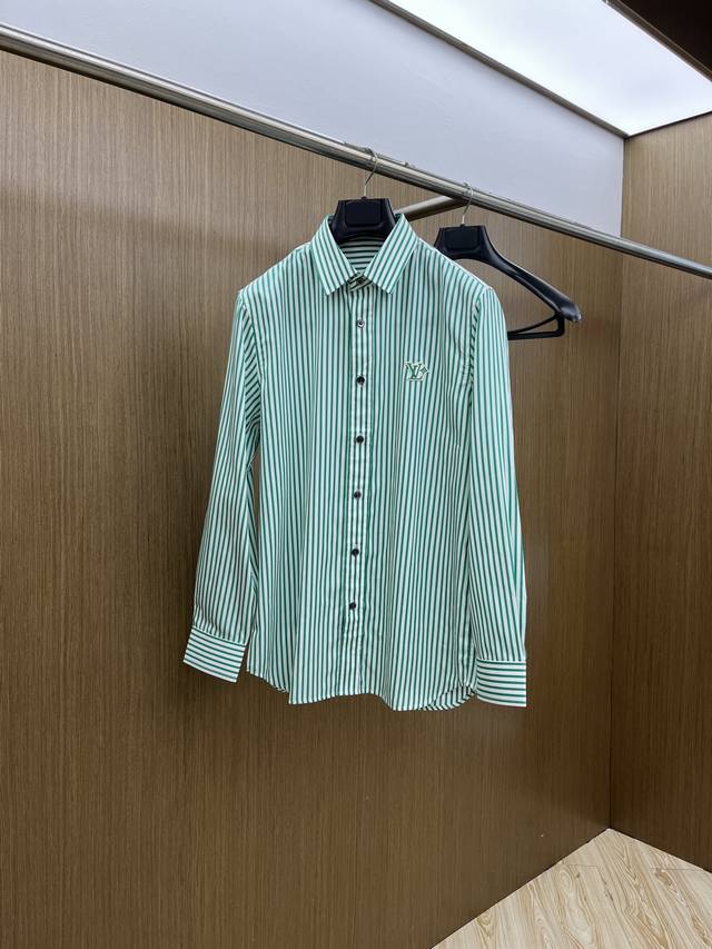 Autumn/Winter Lv Ss New Fashionable and Simple Long-Sleeved Shirt. This lightwe