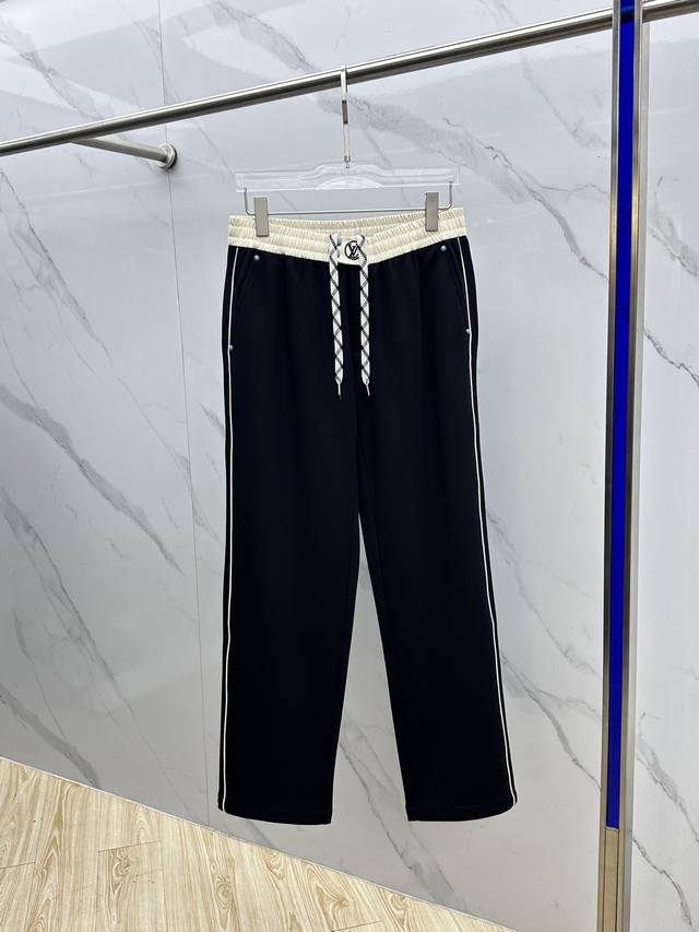 Lv Louis Vuitton 2025 Autumn/Winter New Straight-Leg Wide-Leg Pants. The loose f