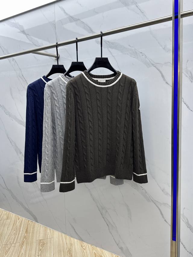 Moncler 2025 Autumn New Striped Color-Blocked Crew Neck Knit Sweater. The season