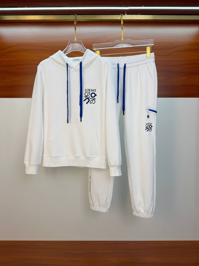 Loewe 2025 Autumn/Winter New Arrival Casual Air Layer Fabric Suit, Same Style a