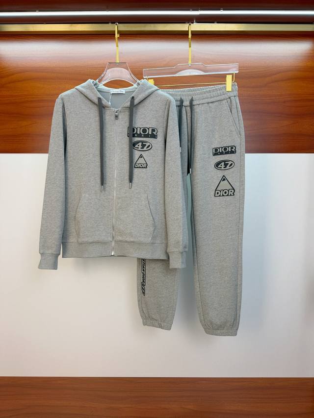 Dior 2025 Autumn/Winter New Arrival, same style as in boutiques, casual air-lay