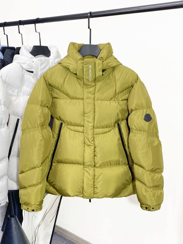 New Arrival M0Ncler Autumn/Winter Jarama Men's Short Down Jacket The Larama sho