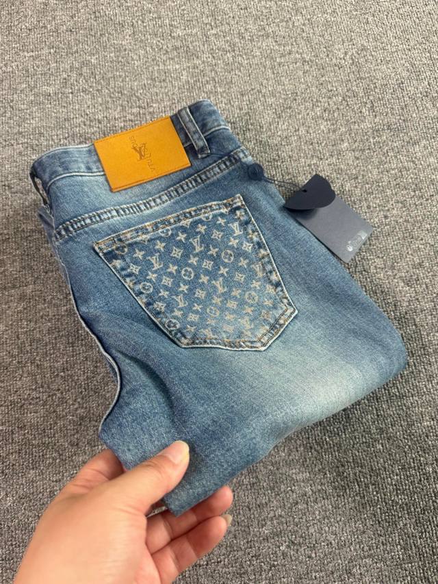 Lv2025Ss Early Autumn New Slim Fit Skinny Jeans, Perfect Washing Process, Custom