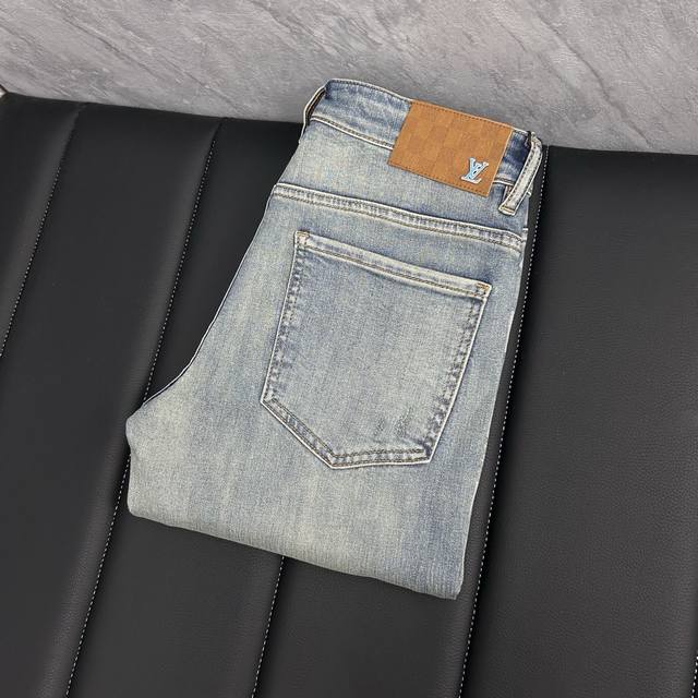 Louis's Autumn/Winter New Men's Jeans: Made with selected imported denim fabric