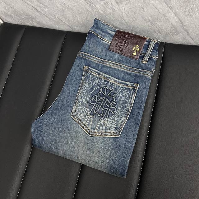 Kro's new autumn/winter men's jeans are made from selected imported denim fabri