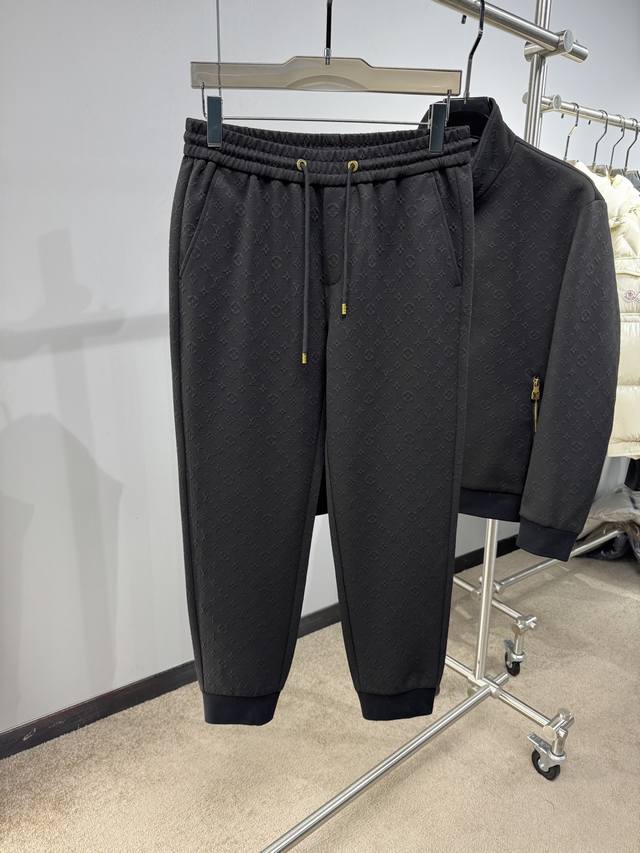 Clothing and Pants 2025 Autumn/Winter Hot Deal: Louis Vuitton Set, Imported Ori