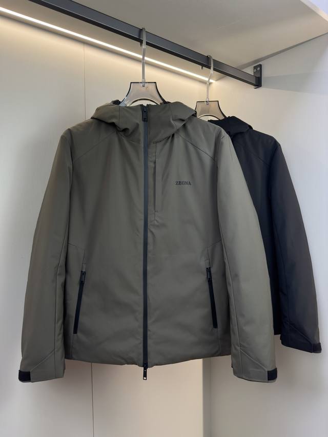 Zegna Fall/Winter 2025 New Down Jacket This Zegna jacket uses the brand's signat