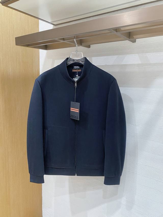 Zegna wool knitted goose down, super stylish fit, simple and lightweight. Color