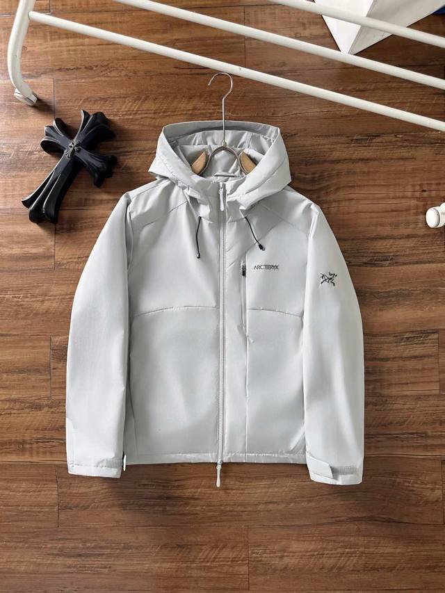 Arc Teryx 2025Fw Fall/Winter New Men's Jacket, same style as the official websit