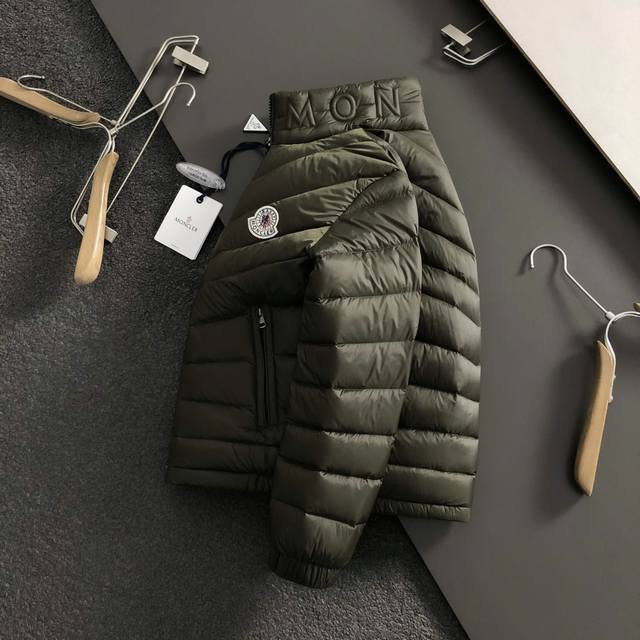 Mon* Fitted Size 48-56 2025 Autumn/Winter 90% White Duck Down Jacket. Featuring