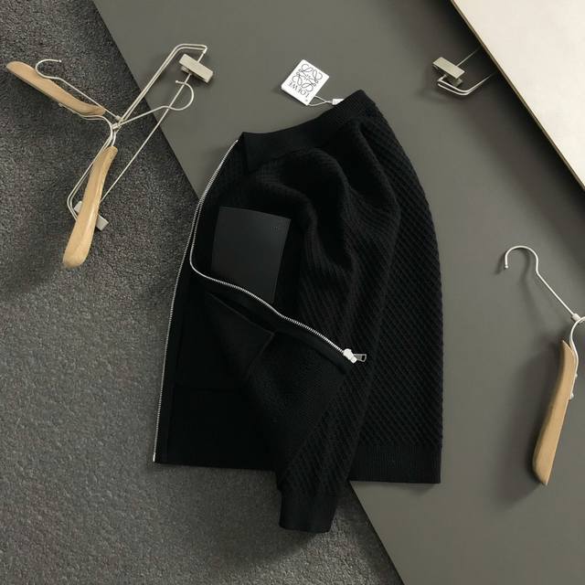 Low*Slightly Wide Fit M-Xxxl 2025 Autumn/Winter Trendy Wool Knit Cardigan. Featu