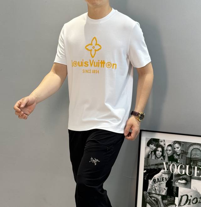 Louis Vuitton * 25S Modal T-shirt. This new product features a vibrant scene de