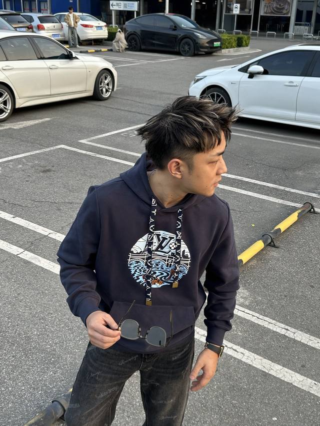 Louis Vuitton Hong Kong Style Printed Hooded Sweatshirt. The main color is a ha