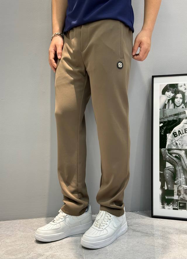 Z Zegna 2025 Autumn/Winter New Casual Pants. Suitable for both business and casu