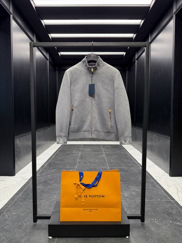 Top-tier version. Welcome to compare. Premium down Louis Vuitton Lv265 wool-blen