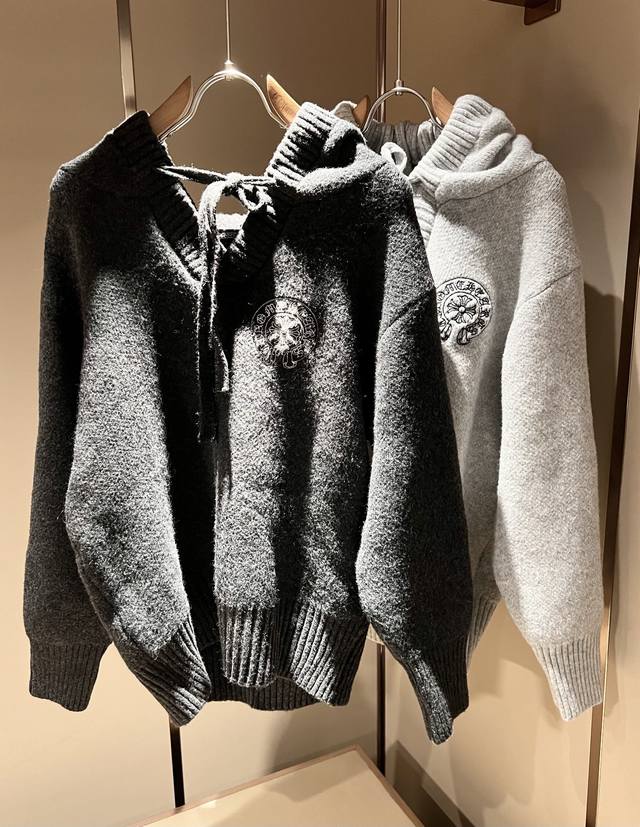 Chrome Hear*S 2025 Autumn/Winter New Unisex Knitted Wool Sweater. A must-have wo