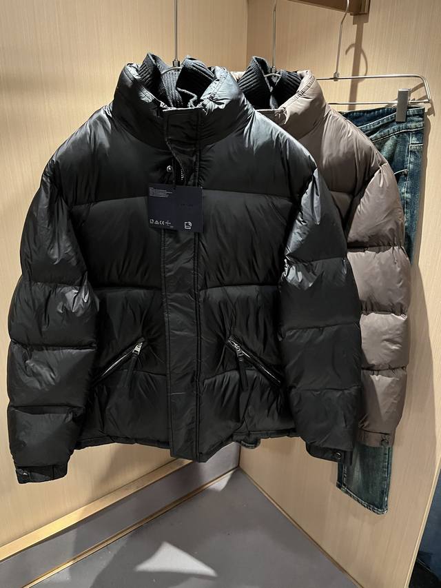 prad*A Puda Fake Two-Piece! 2025 Autumn/Winter Unisex Down Jacket, In Stock! Pra