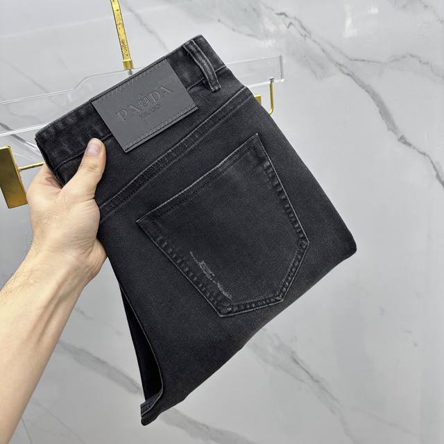Prada high-end custom-made 2025 Fall/Winter latest denim jeans, available in st