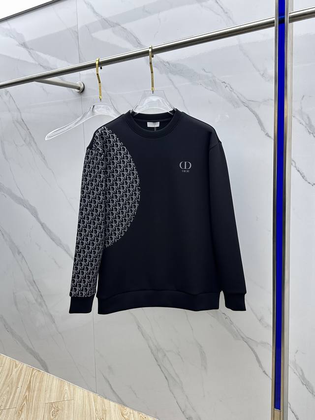 Dior 2025 Autumn/Winter New Arrival Print Crew Neck Pullover Sweatshirt. Exuding