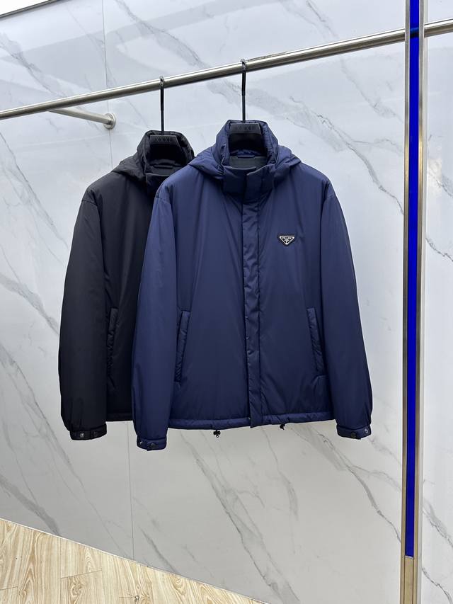 Prada 2025Ss Early Autumn New Arrival: Prada Hooded Cotton Jacket, a popular au