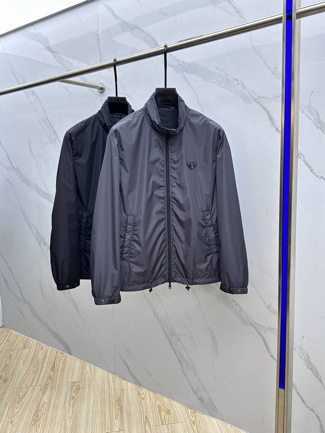 prad*Prada 2025 Autumn/Winter New Stand Collar Jacket. A classic design with a s