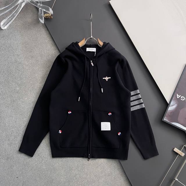 Tb, New Autumn/Winter Unisex High-Weight Knitted Wool Cardigan with Color-Catchi