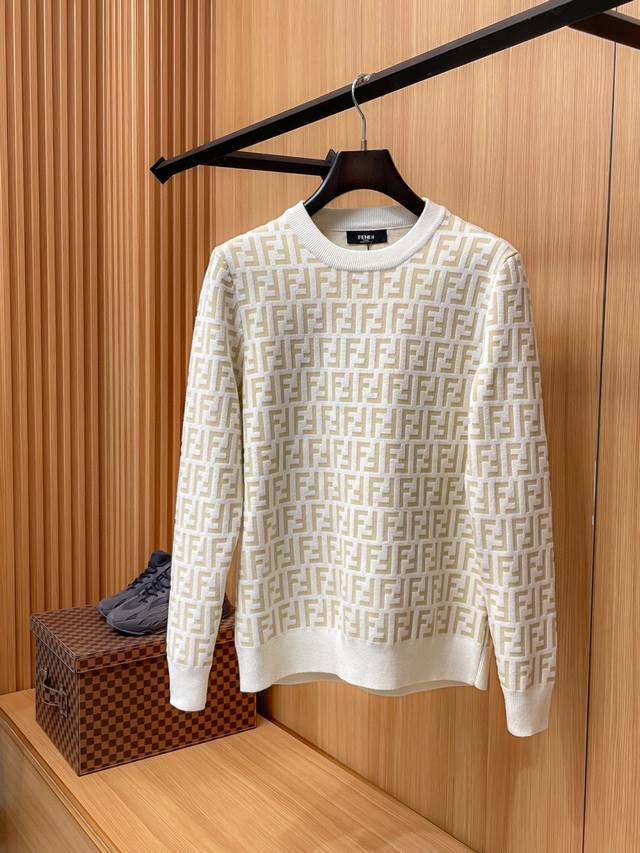 Fendi Autumn/Winter Classic Crew Neck Pullover Wool Sweater, Excellent Condition