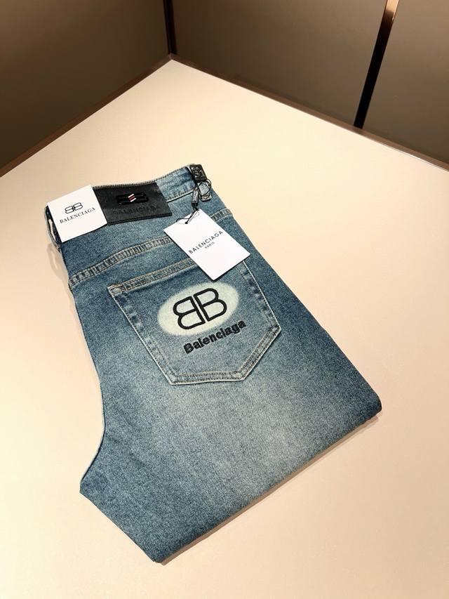 Balenci*Ga Parisian* 2025 Fall/Winter New Jeans. Balenciaga jeans are among the