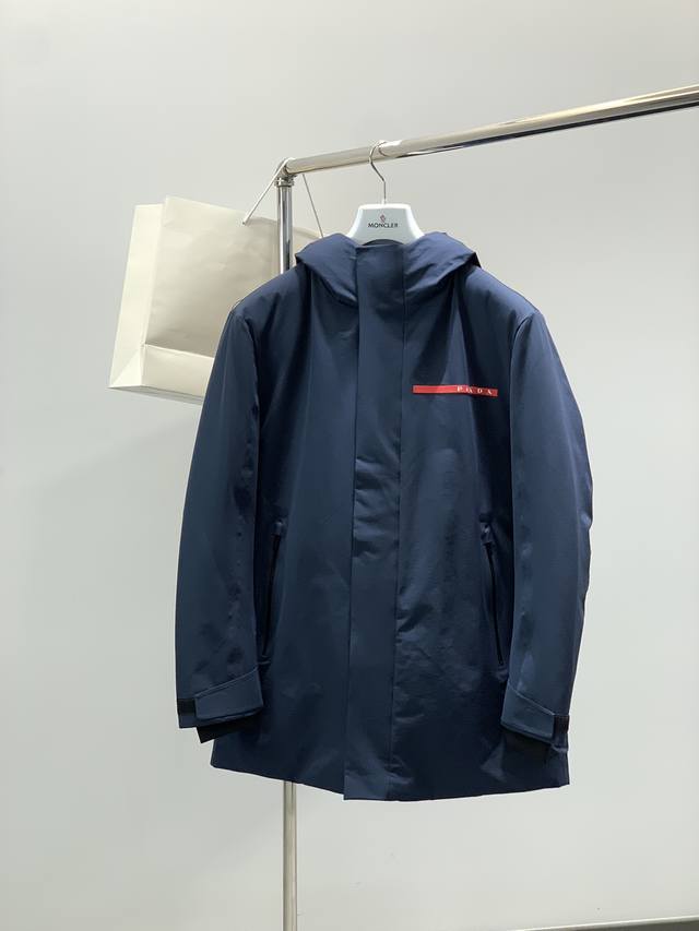 Prada, 2025 Winter New Arrival, Available in Stores Simultaneously, Stylish Cas