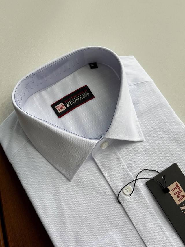 Zegna, the new TM Tech series, uses jacquard Ruthai high-grade fabric. The 2025