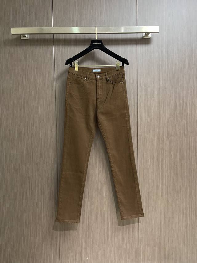 Prada 2025 Autumn/Winter New Triangle Logo Retro Jeans, custom-dyed twill denim