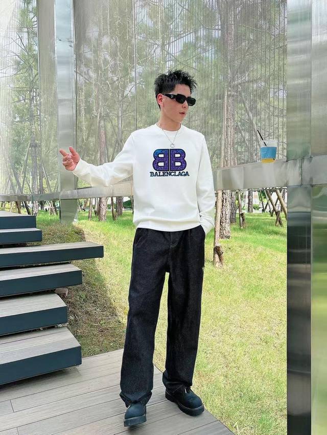 Balenciaga 2025 Autumn/Winter New Crew Neck Sweatshirt Colors: Black, White, Gr