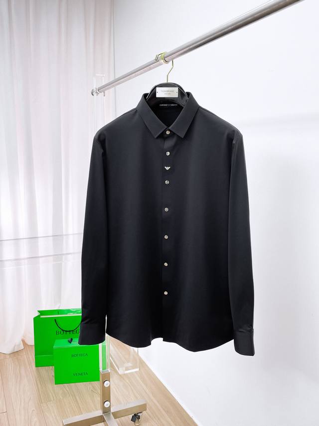 Armani Men's Shirt, Business Casual Slim Fit Long-Sleeve Shirt! A must-have for