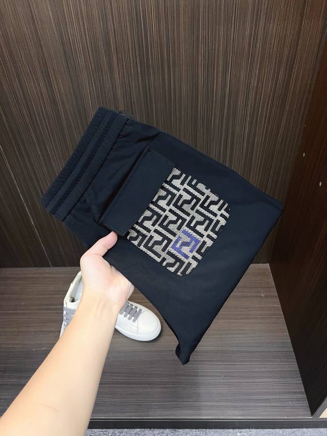 2025 New Arrival: Men's Classic Yellow Monster Eye Embroidered Logo Fashionable