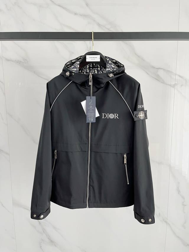 New Arrival. Diro's newest jacket, a runway piece in perfect condition. Comforta