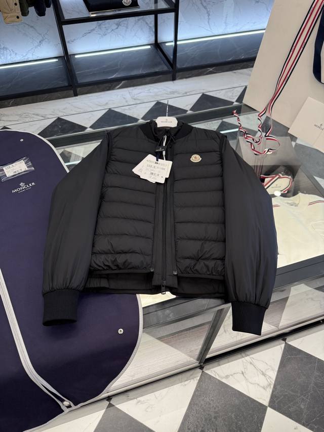 Moncler Verney Men's 3-in-1 Short Down Jacket. Detachable design. Three ways to