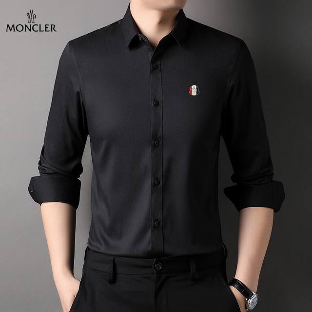 Moncler 2025 Autumn/Winter New Collection Men's Premium Shirt. A direct copy of