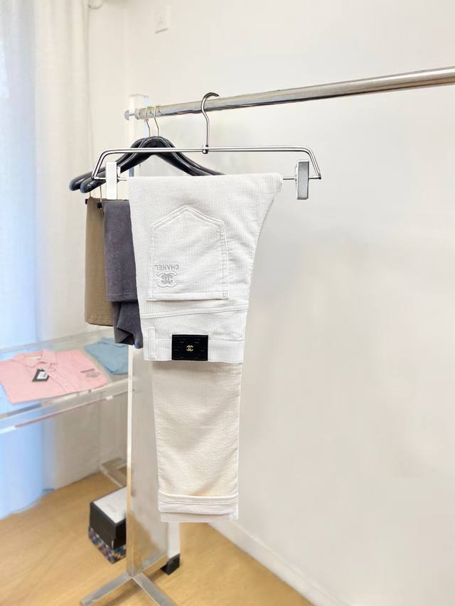 Featured. Autumn/Winter New Arrival. Long-term Stock. High-quality Chanel 2025