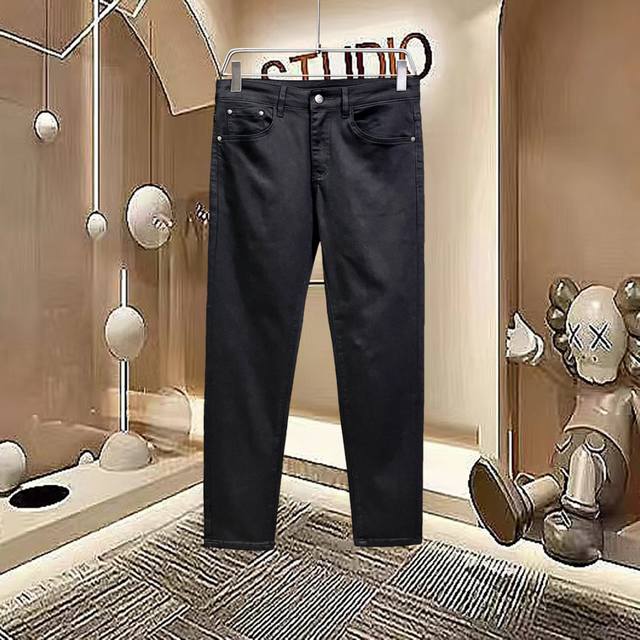 Autumn/Winter New Arrival. Loewe 2025 Official Website High-End New Arrival - L