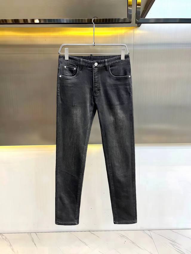 Featured. High-quality Prada 2025 official website new arrivals, limited stock,