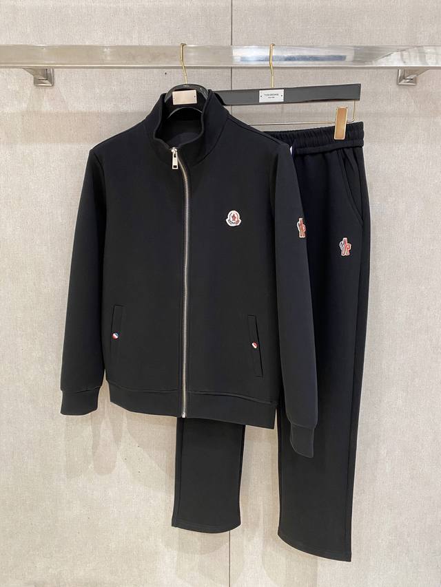 Moncler 25Ss New Autumn/Winter Fashionable Casual Men's Suit. Ultimate efficien