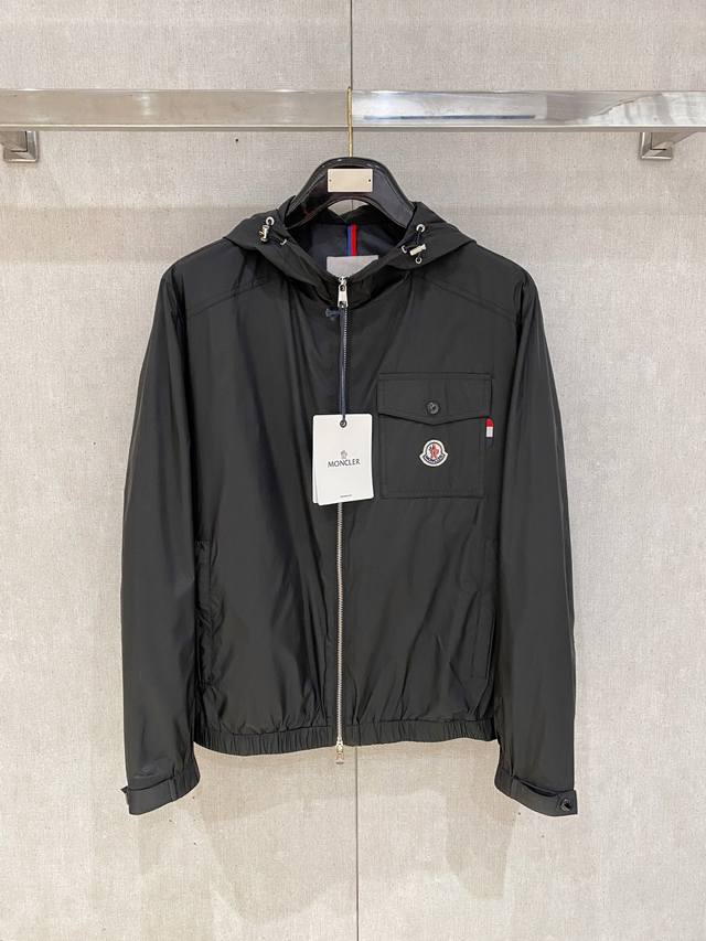 Moncler 25Ss Autumn/Winter New Fashion Casual Jacket for Business Men. The Monc