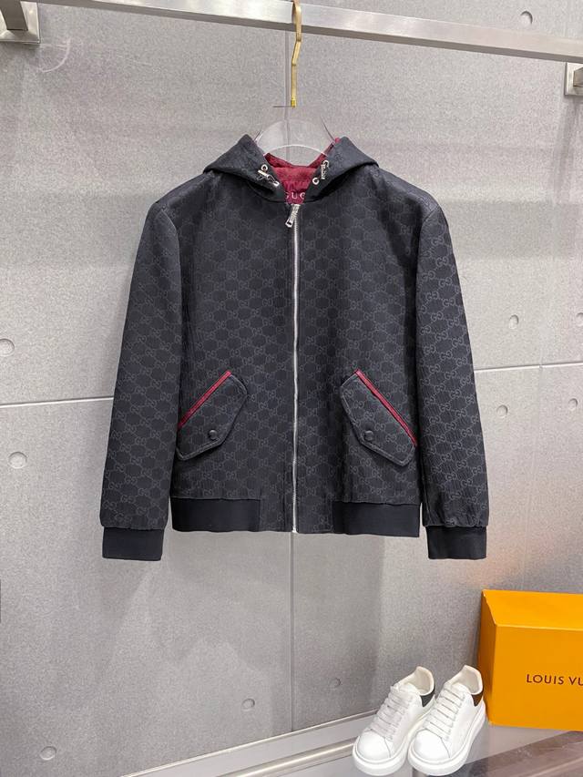 Gucci Early Autumn New Arrival Hot Item - Casual Fashion Jacket. Ultra-avant-ga