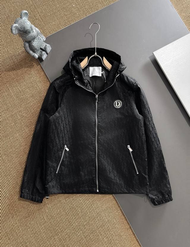 Dior 2025 Spring New Arrival Hot Selling Casual Fashion Jacket. Ultra-avant-gar