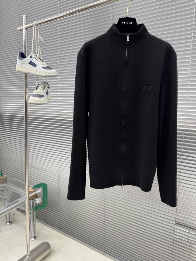 Dio Icon Zippered Cardigan Custom-woven fleece wool with a delicate, comfortable