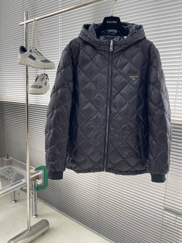 prad Diamond Pattern Reversible Down Jacket DDD. Filled with 90% white duck down