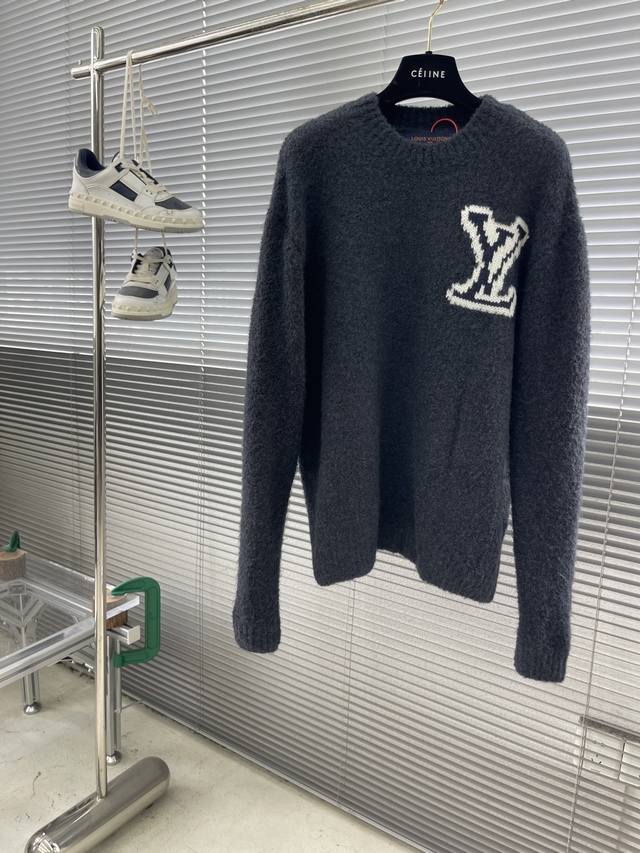 Louis Vuitton Color-Block Logo Knit Sweater Custom Modern Sheep Wool Blend Eleg
