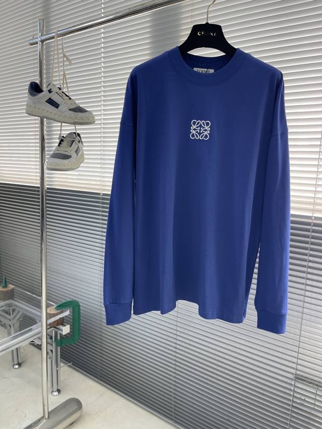 Loew 2025 Autumn/Winter Men's Base Layer Shirt, exuding a highly individual and