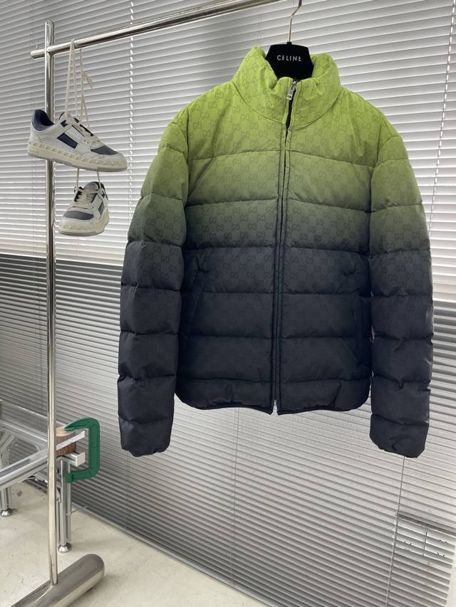 Gucc 25Fw New Printed Plain Weave Poplin Zip-Up Jacket. The brand presents sever