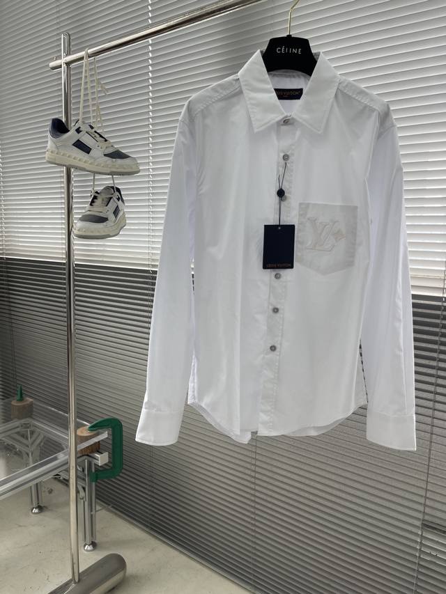 Louis Vuitton 25Ss New Monogram Long-Sleeve Shirt. This long-sleeve shirt featu
